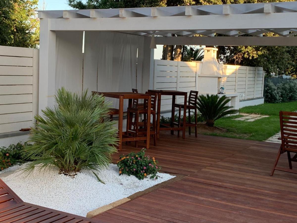 La Porta Sulla Spiaggia Casa Vacanze Su Forti Exterior photo